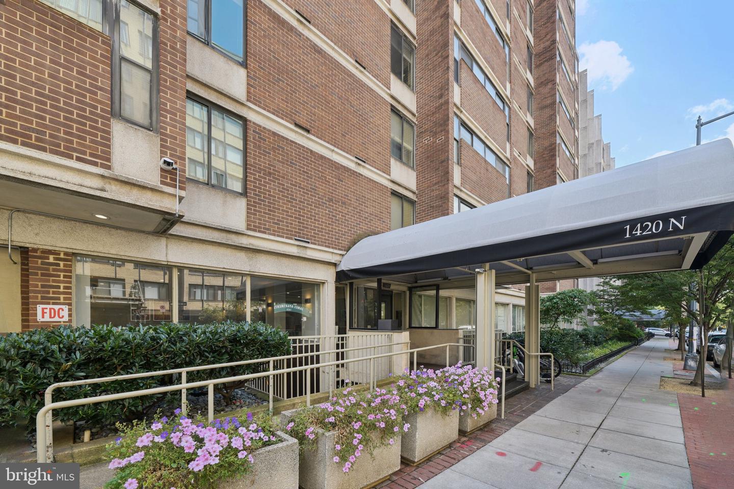 1420 N ST NW #615, WASHINGTON, District Of Columbia 20005, 1 Bedroom Bedrooms, ,1 BathroomBathrooms,Residential,For sale,1420 N ST NW #615,DCDC2215900 MLS # DCDC2215900
