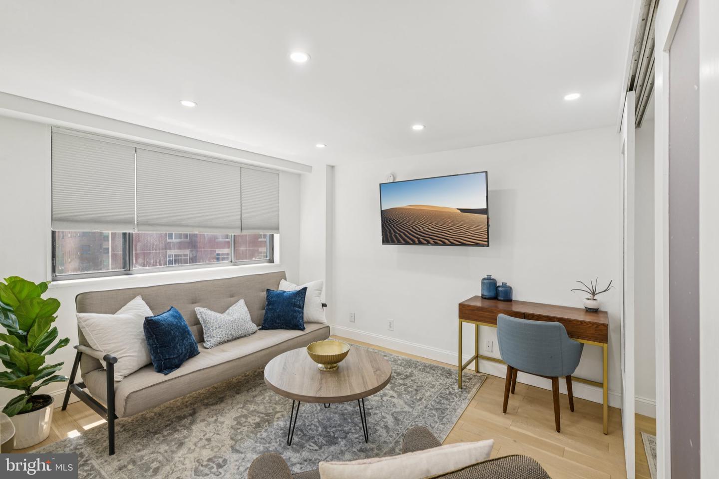 1420 N ST NW #615, WASHINGTON, District Of Columbia 20005, 1 Bedroom Bedrooms, ,1 BathroomBathrooms,Residential,For sale,1420 N ST NW #615,DCDC2215900 MLS # DCDC2215900