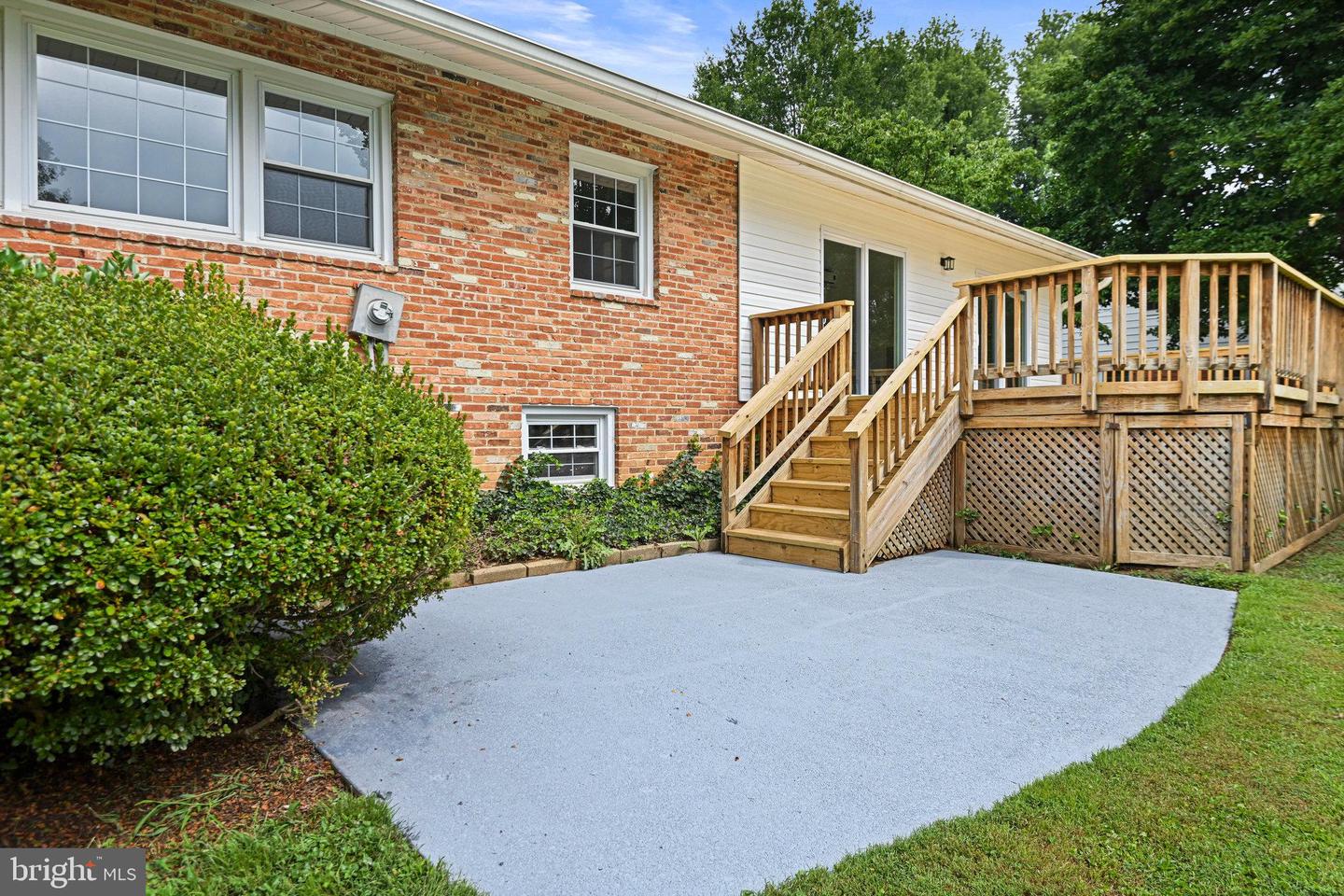 2509 LAKEVALE DR, VIENNA, Virginia 22181, 4 Bedrooms Bedrooms, ,3 BathroomsBathrooms,Residential,For sale,2509 LAKEVALE DR,VAFX2262256 MLS # VAFX2262256