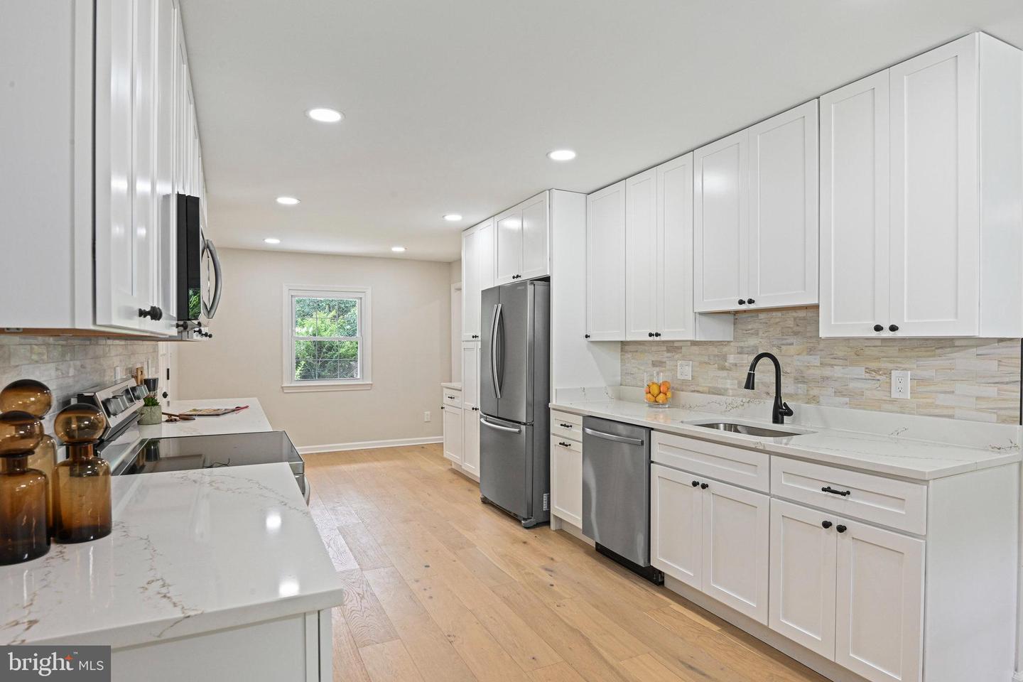 2509 LAKEVALE DR, VIENNA, Virginia 22181, 4 Bedrooms Bedrooms, ,3 BathroomsBathrooms,Residential,For sale,2509 LAKEVALE DR,VAFX2262256 MLS # VAFX2262256