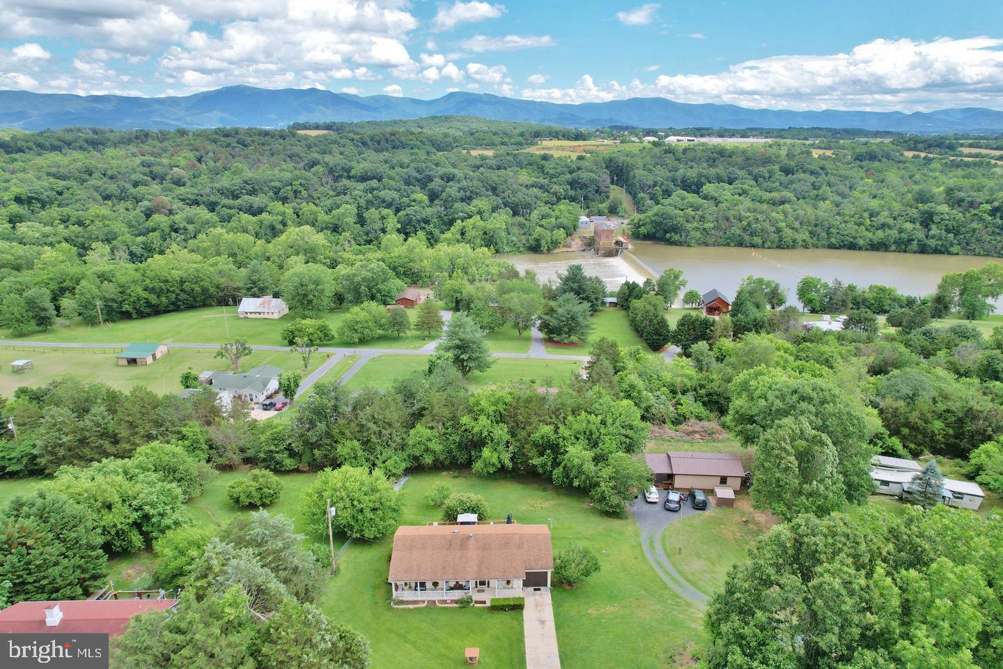220 AIRSTRIP RD, LURAY, Virginia 22835, 3 Bedrooms Bedrooms, ,2 BathroomsBathrooms,Residential,For sale,220 AIRSTRIP RD,VAPA2005278 MLS # VAPA2005278