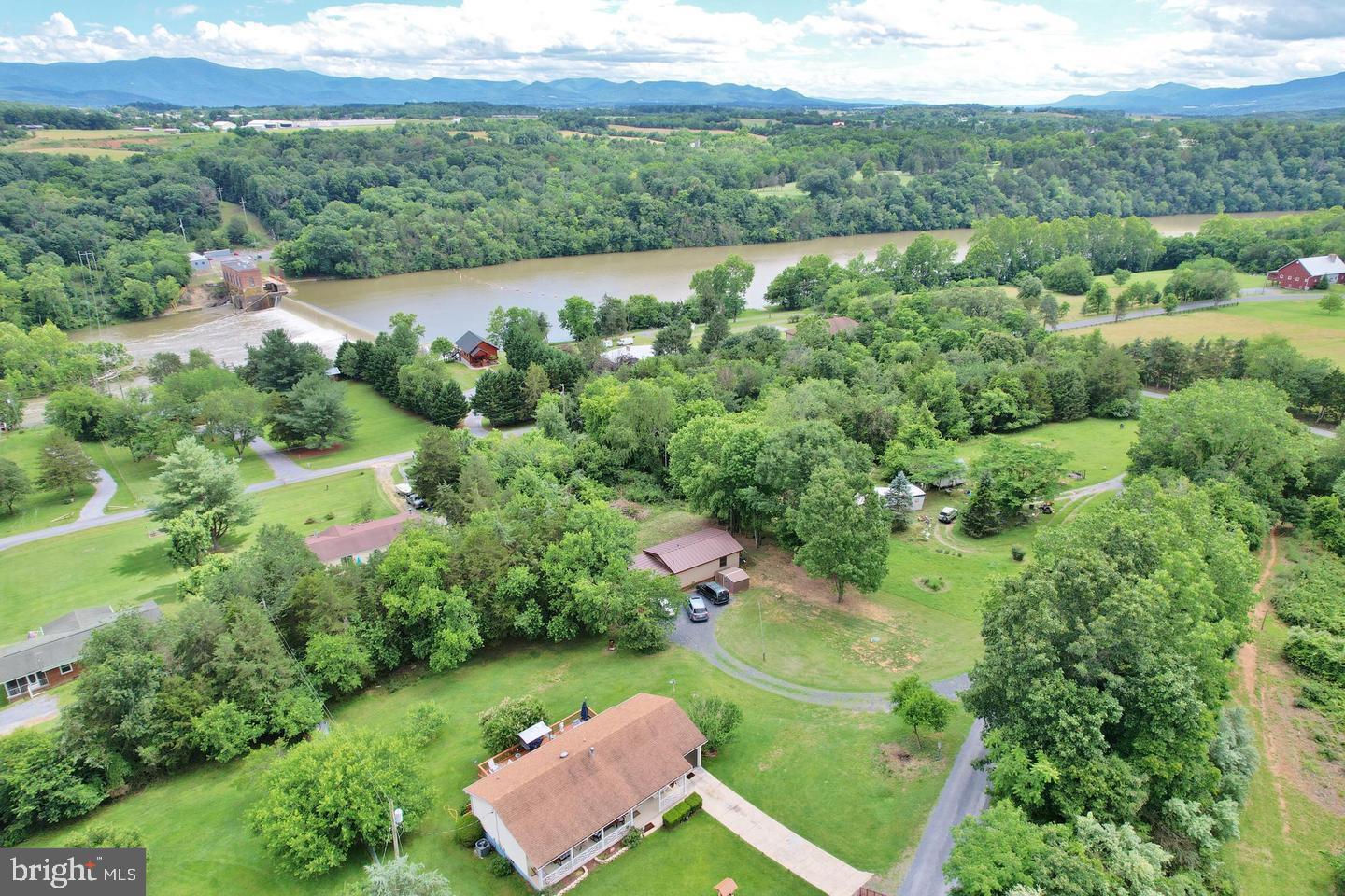 220 AIRSTRIP RD, LURAY, Virginia 22835, 3 Bedrooms Bedrooms, ,2 BathroomsBathrooms,Residential,For sale,220 AIRSTRIP RD,VAPA2005278 MLS # VAPA2005278