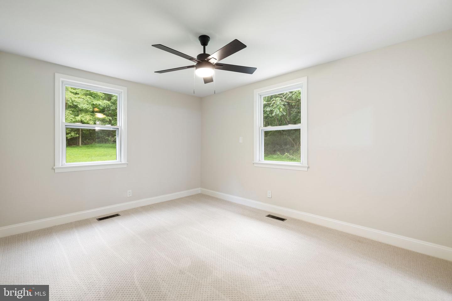 5519 DUMFRIES RD, WARRENTON, Virginia 20187, 3 Bedrooms Bedrooms, ,2 BathroomsBathrooms,Residential,For sale,5519 DUMFRIES RD,VAFQ2017988 MLS # VAFQ2017988