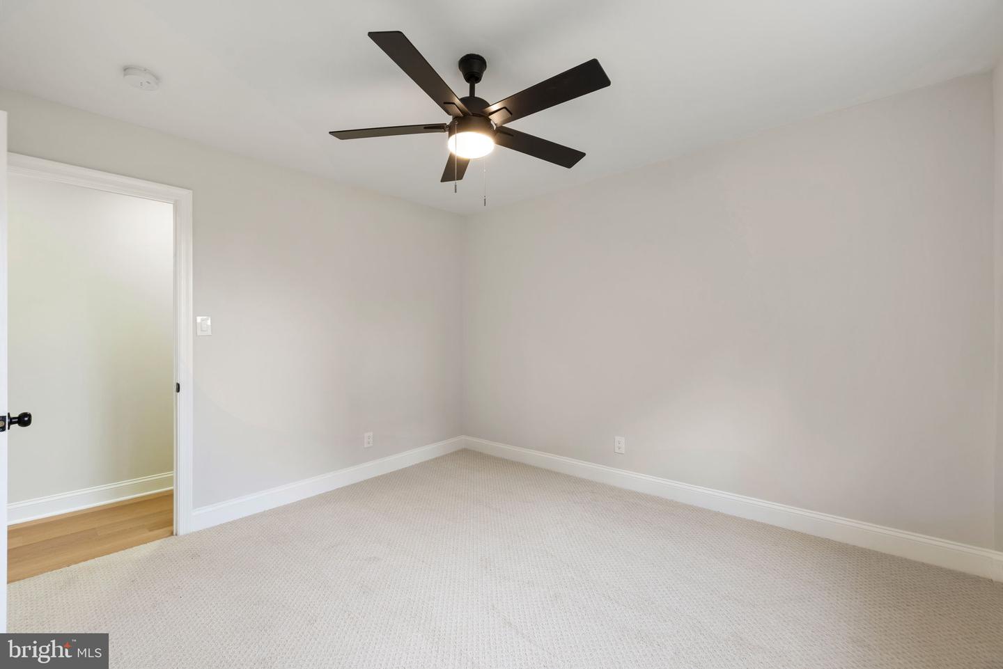 5519 DUMFRIES RD, WARRENTON, Virginia 20187, 3 Bedrooms Bedrooms, ,2 BathroomsBathrooms,Residential,For sale,5519 DUMFRIES RD,VAFQ2017988 MLS # VAFQ2017988