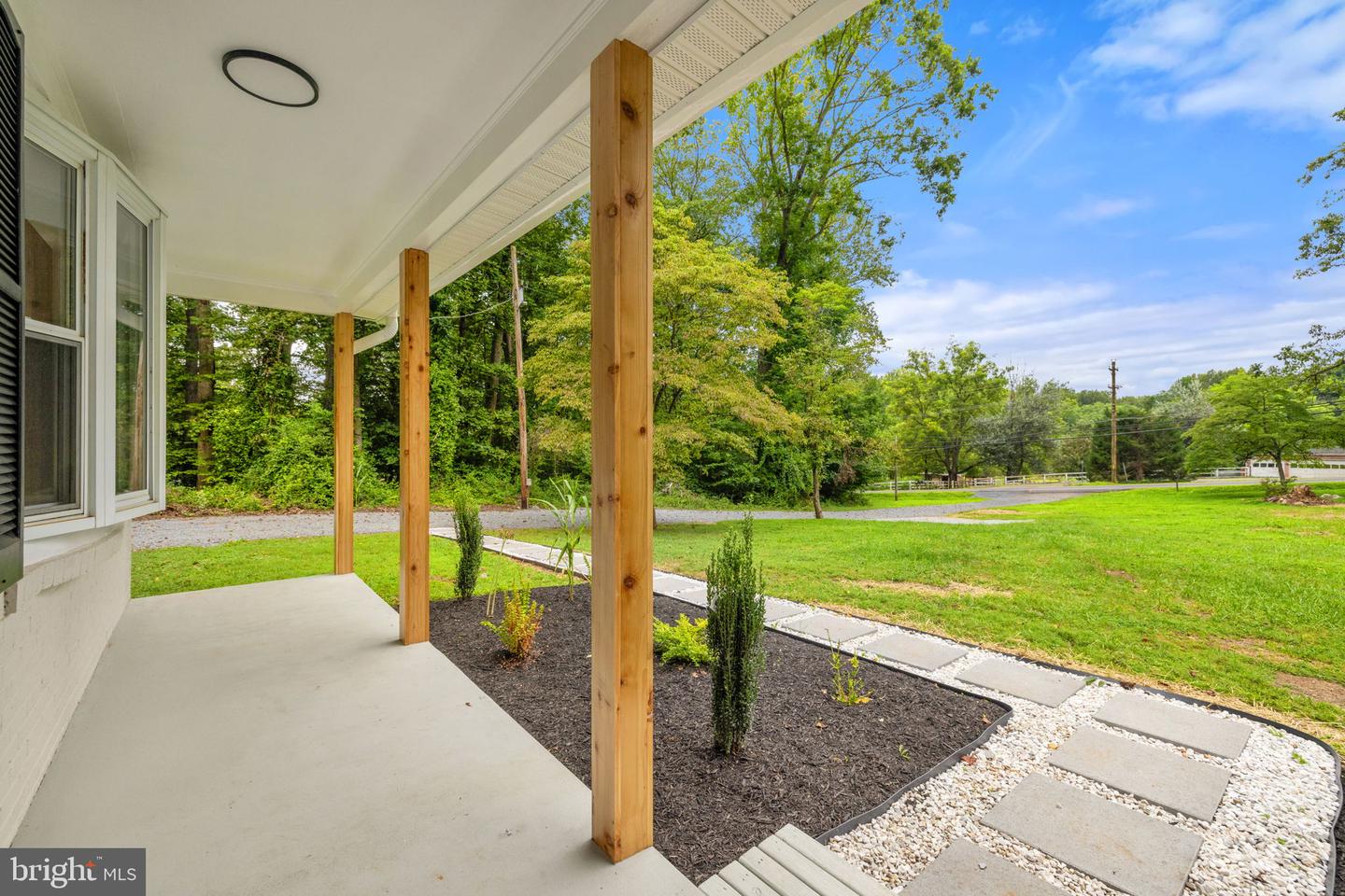 5519 DUMFRIES RD, WARRENTON, Virginia 20187, 3 Bedrooms Bedrooms, ,2 BathroomsBathrooms,Residential,For sale,5519 DUMFRIES RD,VAFQ2017988 MLS # VAFQ2017988