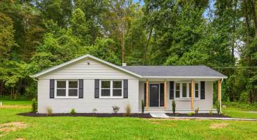 5519 DUMFRIES RD, WARRENTON, Virginia 20187, 3 Bedrooms Bedrooms, ,2 BathroomsBathrooms,Residential,For sale,5519 DUMFRIES RD,VAFQ2017988 MLS # VAFQ2017988