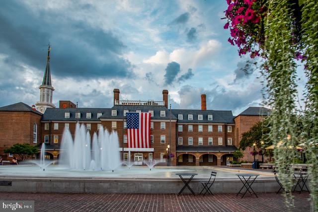 718 S WASHINGTON ST #104, ALEXANDRIA, Virginia 22314, 1 Bedroom Bedrooms, 3 Rooms Rooms,1 BathroomBathrooms,Residential,For sale,718 S WASHINGTON ST #104,VAAX2048784 MLS # VAAX2048784