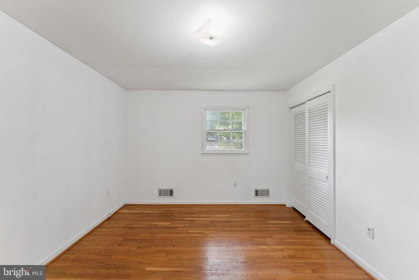 4624 BRAEBURN DR, FAIRFAX, Virginia 22032, 5 Bedrooms Bedrooms, 8 Rooms Rooms,3 BathroomsBathrooms,Residential,For sale,4624 BRAEBURN DR,VAFX2262454 MLS # VAFX2262454