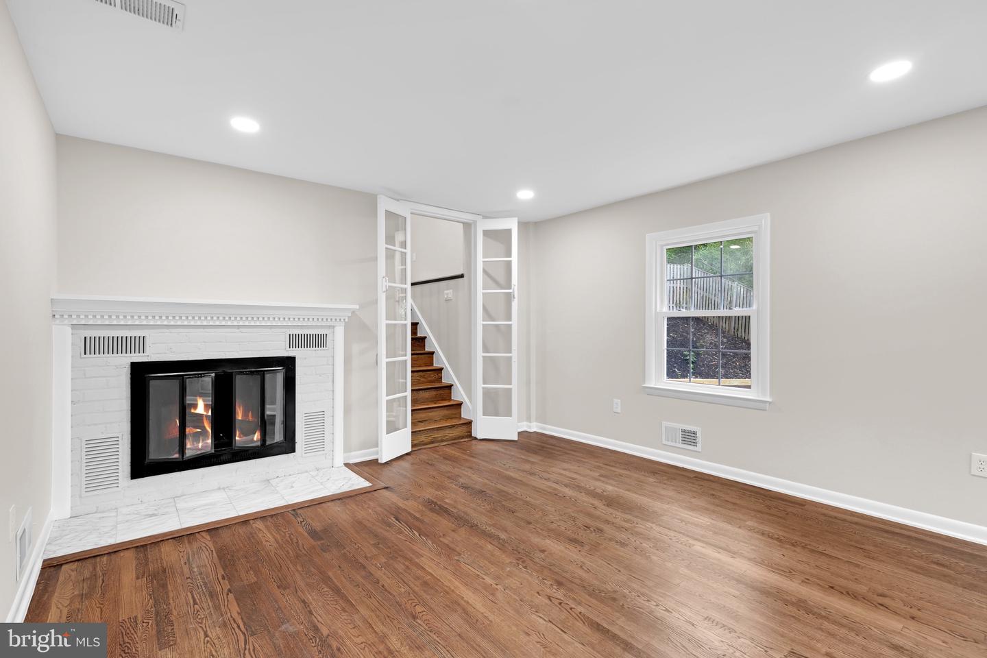 3009 S HILL ST, ARLINGTON, Virginia 22202, 5 Bedrooms Bedrooms, ,2 BathroomsBathrooms,Residential,For sale,3009 S HILL ST,VAAR2062546 MLS # VAAR2062546