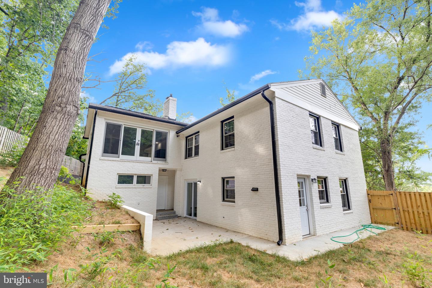 3009 S HILL ST, ARLINGTON, Virginia 22202, 5 Bedrooms Bedrooms, ,2 BathroomsBathrooms,Residential,For sale,3009 S HILL ST,VAAR2062546 MLS # VAAR2062546