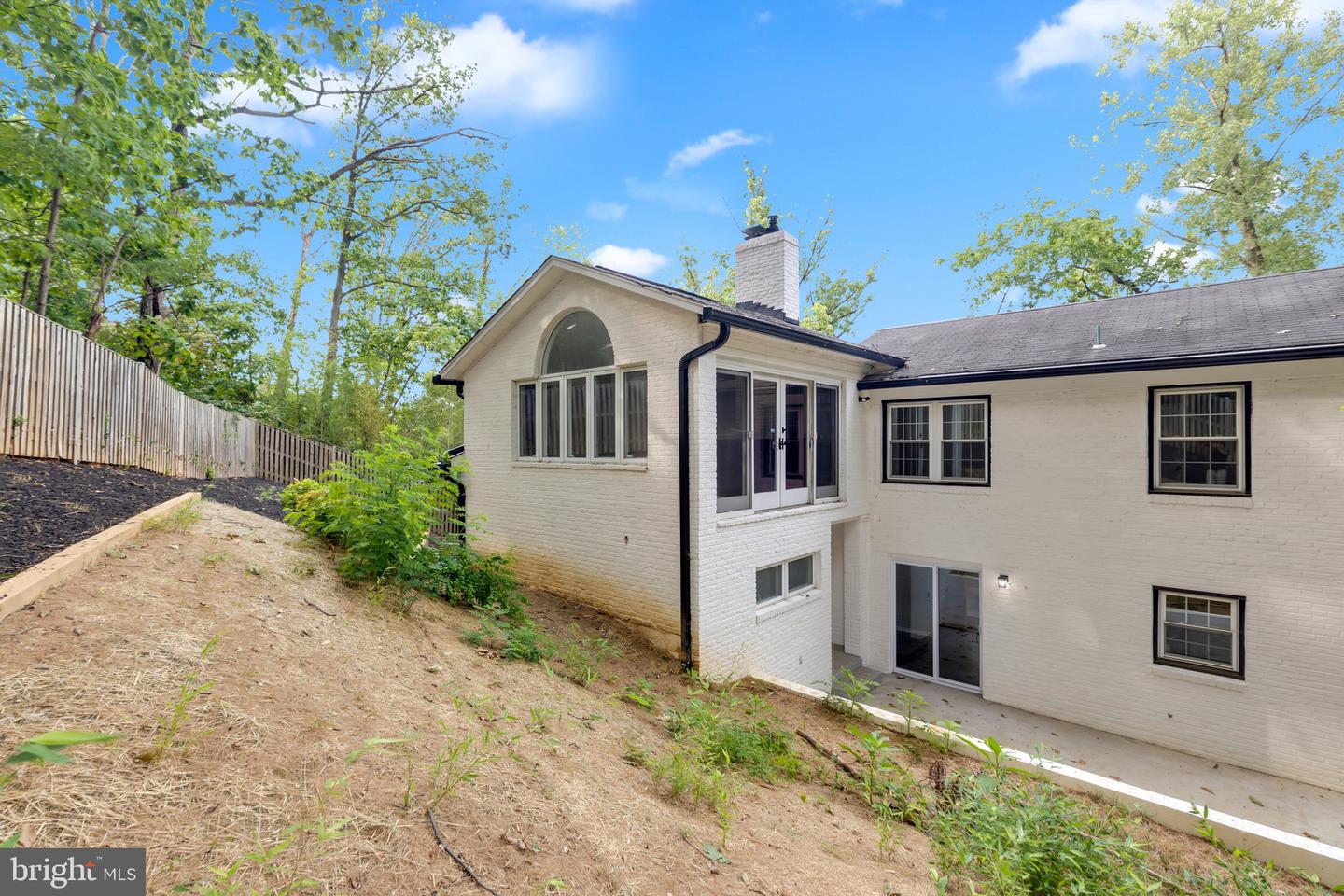 3009 S HILL ST, ARLINGTON, Virginia 22202, 5 Bedrooms Bedrooms, ,2 BathroomsBathrooms,Residential,For sale,3009 S HILL ST,VAAR2062546 MLS # VAAR2062546