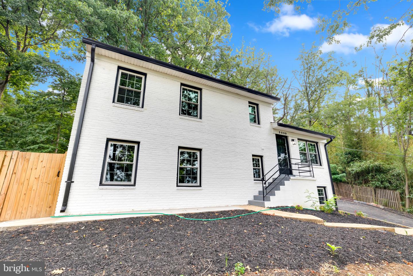 3009 S HILL ST, ARLINGTON, Virginia 22202, 5 Bedrooms Bedrooms, ,2 BathroomsBathrooms,Residential,For sale,3009 S HILL ST,VAAR2062546 MLS # VAAR2062546
