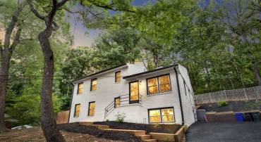 3009 S HILL ST, ARLINGTON, Virginia 22202, 5 Bedrooms Bedrooms, ,2 BathroomsBathrooms,Residential,For sale,3009 S HILL ST,VAAR2062546 MLS # VAAR2062546