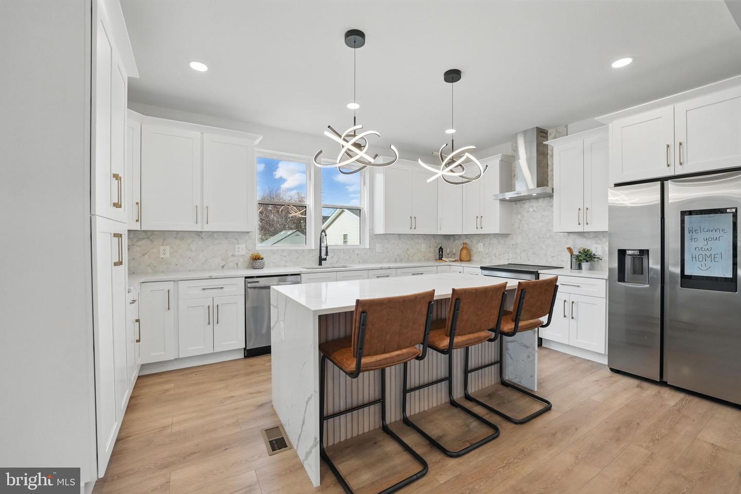 9309 MAPLE ST, MANASSAS, Virginia 20110, 4 Bedrooms Bedrooms, ,5 BathroomsBathrooms,Residential,For sale,9309 MAPLE ST,VAMN2009238 MLS # VAMN2009238