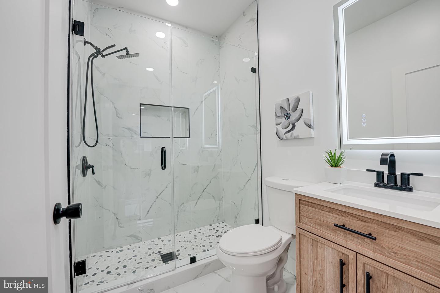9309 MAPLE ST, MANASSAS, Virginia 20110, 4 Bedrooms Bedrooms, ,5 BathroomsBathrooms,Residential,For sale,9309 MAPLE ST,VAMN2009238 MLS # VAMN2009238