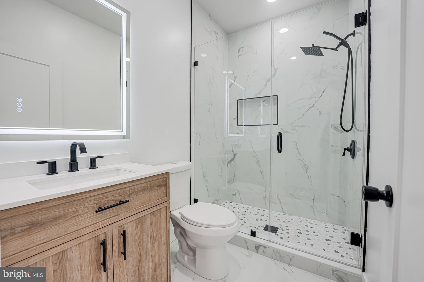 9309 MAPLE ST, MANASSAS, Virginia 20110, 4 Bedrooms Bedrooms, ,5 BathroomsBathrooms,Residential,For sale,9309 MAPLE ST,VAMN2009238 MLS # VAMN2009238