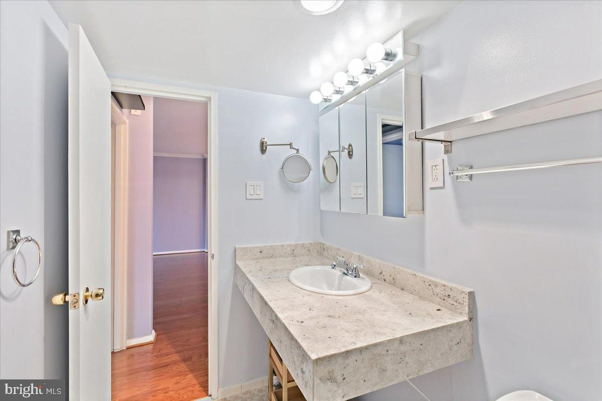 801 N PITT ST #909, ALEXANDRIA, Virginia 22314, 1 Bedroom Bedrooms, 6 Rooms Rooms,1 BathroomBathrooms,Residential,For sale,801 N PITT ST #909,VAAX2048808 MLS # VAAX2048808