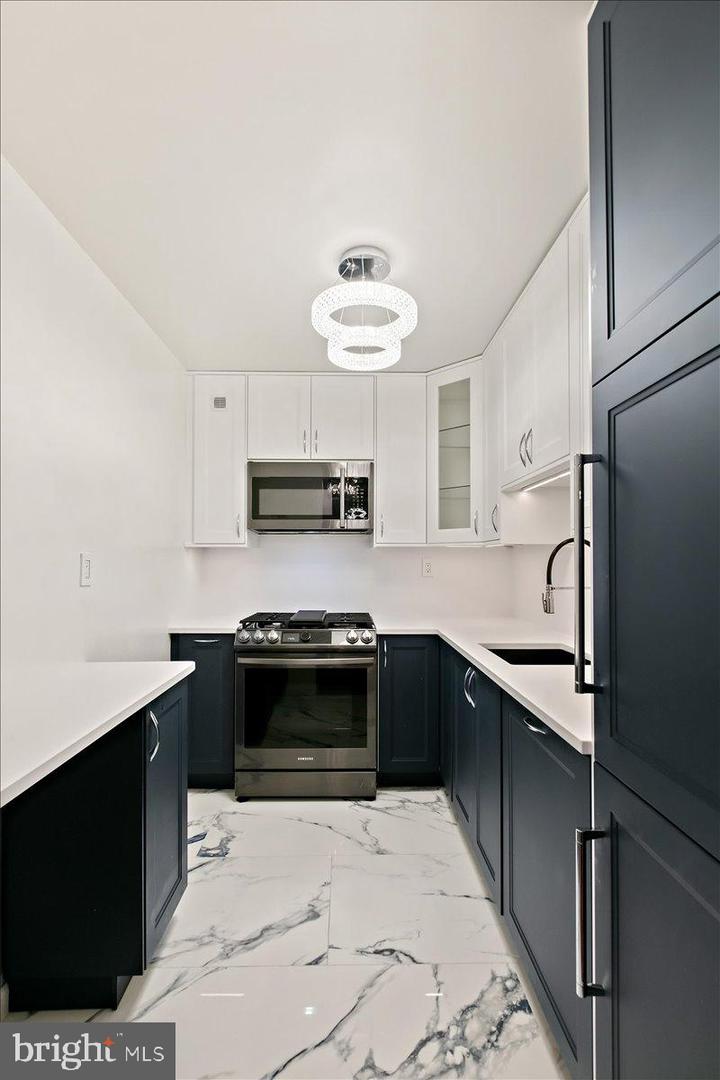 801 N PITT ST #909, ALEXANDRIA, Virginia 22314, 1 Bedroom Bedrooms, 6 Rooms Rooms,1 BathroomBathrooms,Residential,For sale,801 N PITT ST #909,VAAX2048808 MLS # VAAX2048808