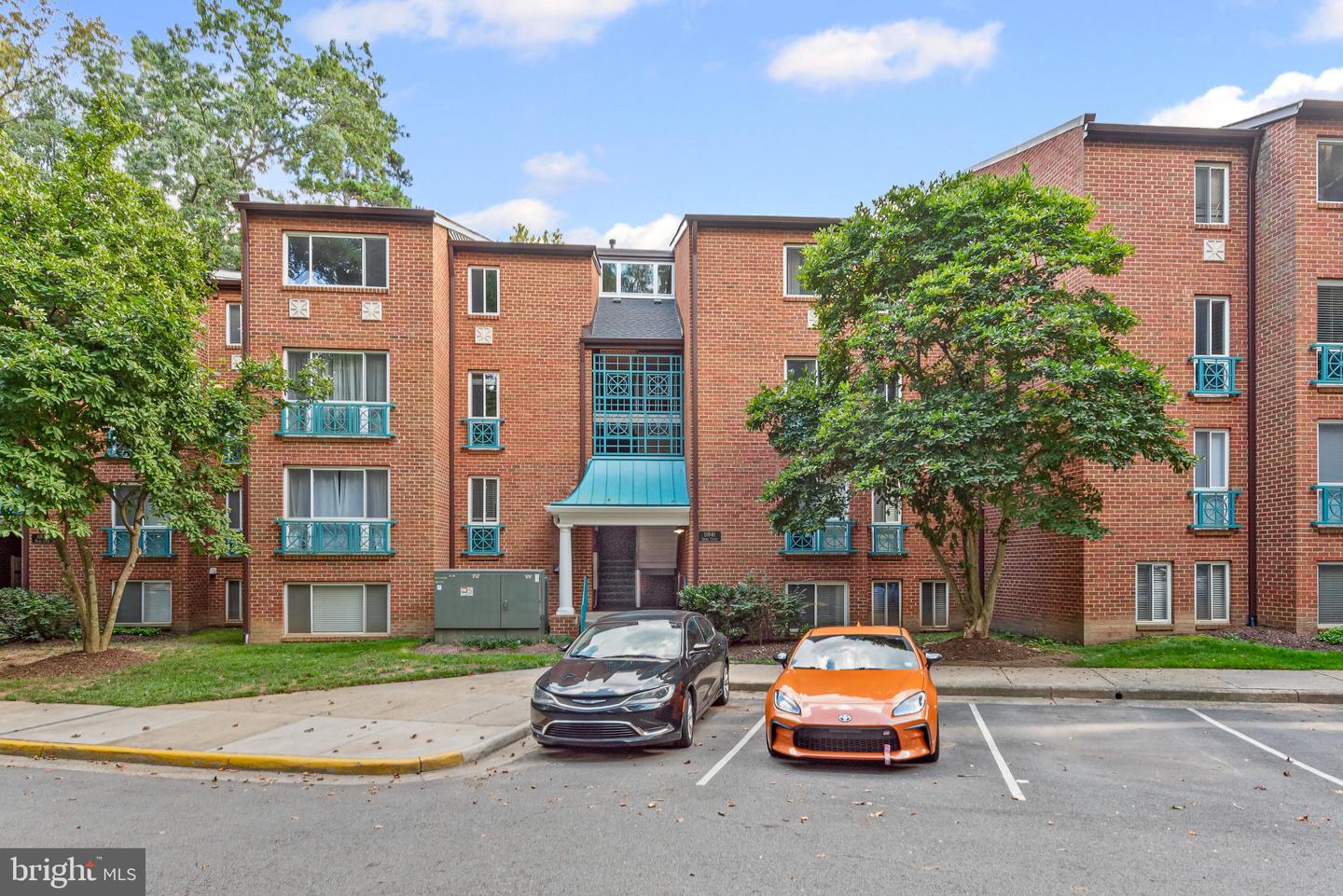 11841 SHIRE CT #2C, RESTON, Virginia 20191, 2 Bedrooms Bedrooms, 4 Rooms Rooms,1 BathroomBathrooms,Residential,For sale,11841 SHIRE CT #2C,VAFX2262564 MLS # VAFX2262564