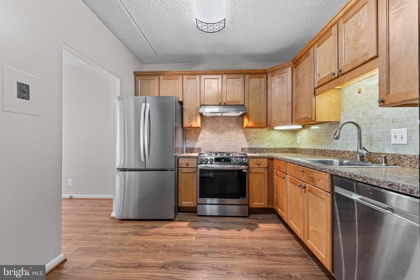 11841 SHIRE CT #2C, RESTON, Virginia 20191, 2 Bedrooms Bedrooms, 4 Rooms Rooms,1 BathroomBathrooms,Residential,For sale,11841 SHIRE CT #2C,VAFX2262564 MLS # VAFX2262564