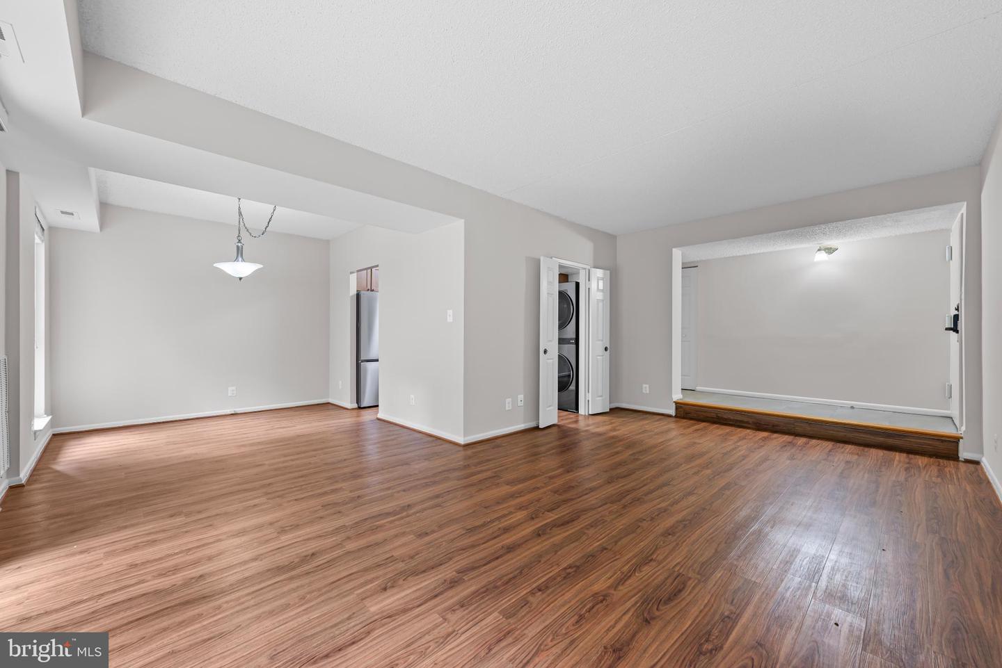 11841 SHIRE CT #2C, RESTON, Virginia 20191, 2 Bedrooms Bedrooms, 4 Rooms Rooms,1 BathroomBathrooms,Residential,For sale,11841 SHIRE CT #2C,VAFX2262564 MLS # VAFX2262564