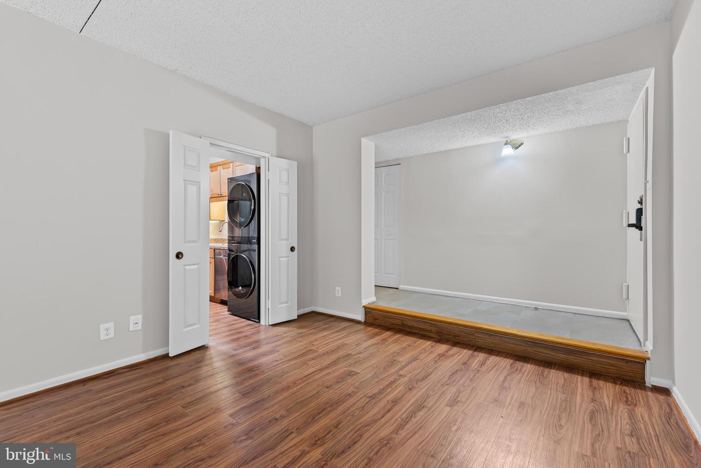 11841 SHIRE CT #2C, RESTON, Virginia 20191, 2 Bedrooms Bedrooms, 4 Rooms Rooms,1 BathroomBathrooms,Residential,For sale,11841 SHIRE CT #2C,VAFX2262564 MLS # VAFX2262564