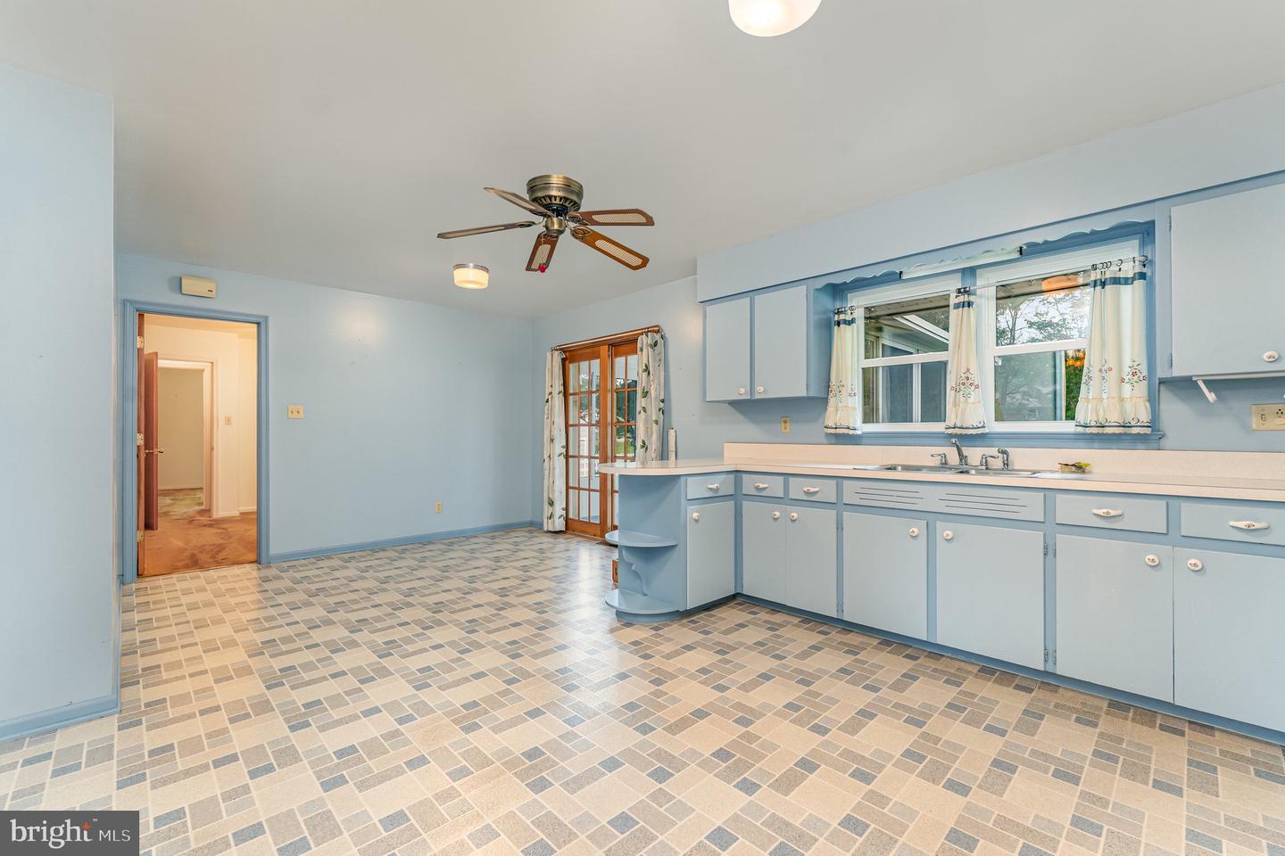 720 SPRING VALLEY DR, FREDERICKSBURG, Virginia 22405, 3 Bedrooms Bedrooms, ,1 BathroomBathrooms,Residential,For sale,720 SPRING VALLEY DR,VAST2042018 MLS # VAST2042018