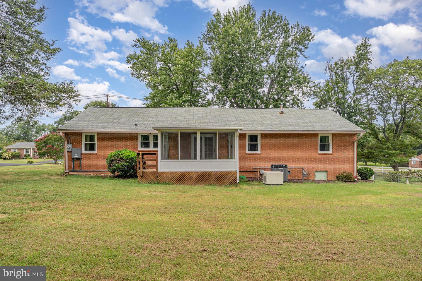 720 SPRING VALLEY DR, FREDERICKSBURG, Virginia 22405, 3 Bedrooms Bedrooms, ,1 BathroomBathrooms,Residential,For sale,720 SPRING VALLEY DR,VAST2042018 MLS # VAST2042018