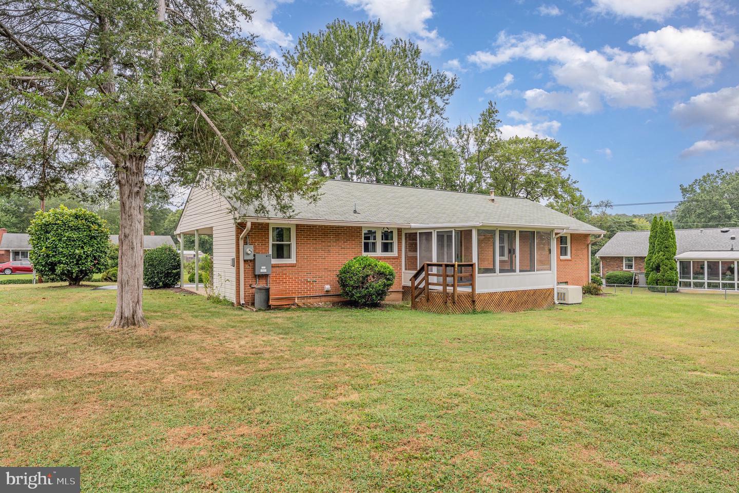 720 SPRING VALLEY DR, FREDERICKSBURG, Virginia 22405, 3 Bedrooms Bedrooms, ,1 BathroomBathrooms,Residential,For sale,720 SPRING VALLEY DR,VAST2042018 MLS # VAST2042018