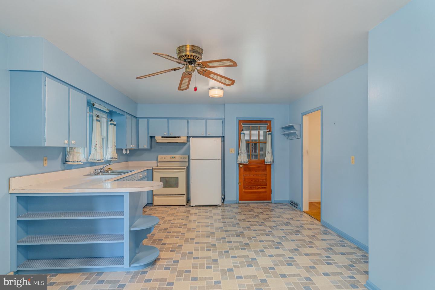 720 SPRING VALLEY DR, FREDERICKSBURG, Virginia 22405, 3 Bedrooms Bedrooms, ,1 BathroomBathrooms,Residential,For sale,720 SPRING VALLEY DR,VAST2042018 MLS # VAST2042018
