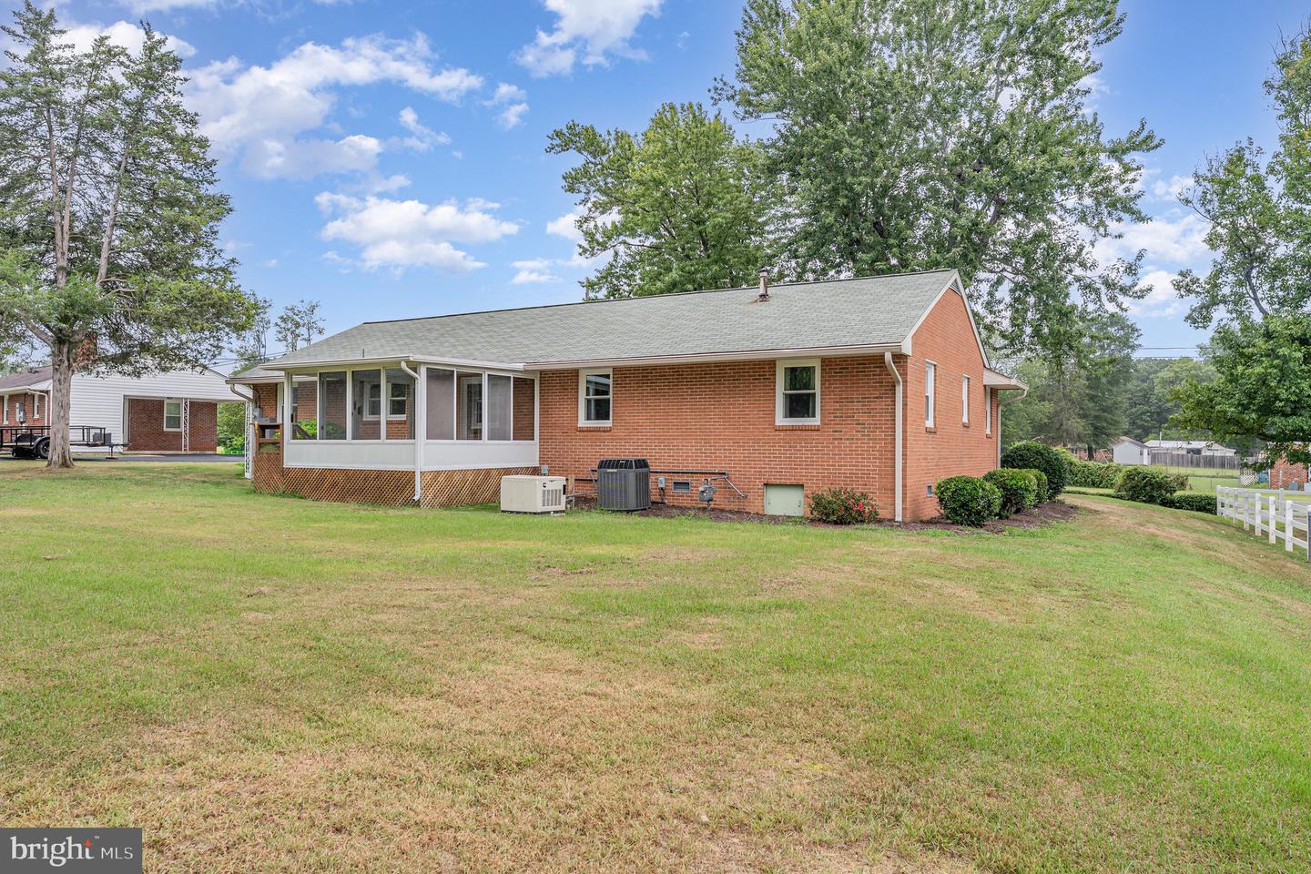720 SPRING VALLEY DR, FREDERICKSBURG, Virginia 22405, 3 Bedrooms Bedrooms, ,1 BathroomBathrooms,Residential,For sale,720 SPRING VALLEY DR,VAST2042018 MLS # VAST2042018