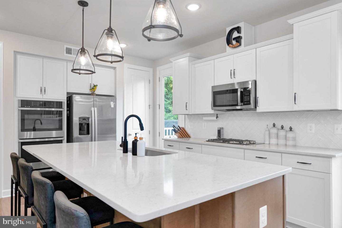7203 MOUNTAINEER DR, ALEXANDRIA, Virginia 22306, 3 Bedrooms Bedrooms, ,2 BathroomsBathrooms,Residential,For sale,7203 MOUNTAINEER DR,VAFX2262586 MLS # VAFX2262586