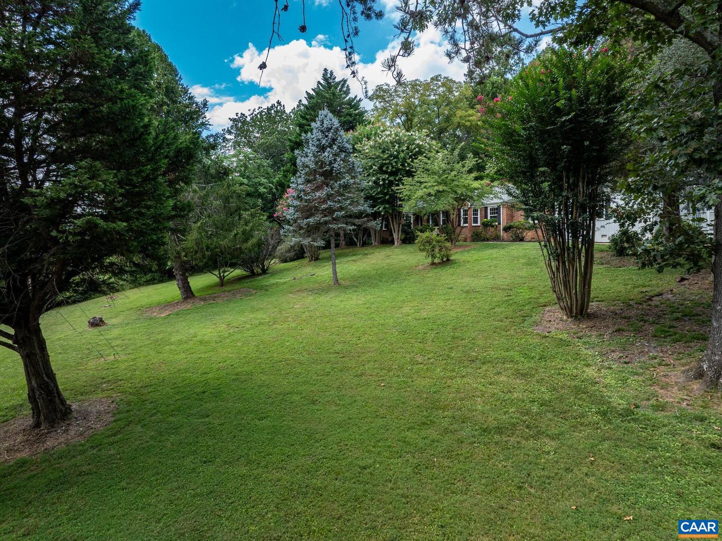 3304 KESWICK RD, KESWICK, Virginia 22947, 3 Bedrooms Bedrooms, ,2 BathroomsBathrooms,Residential,For sale,3304 KESWICK RD,668087 MLS # 668087