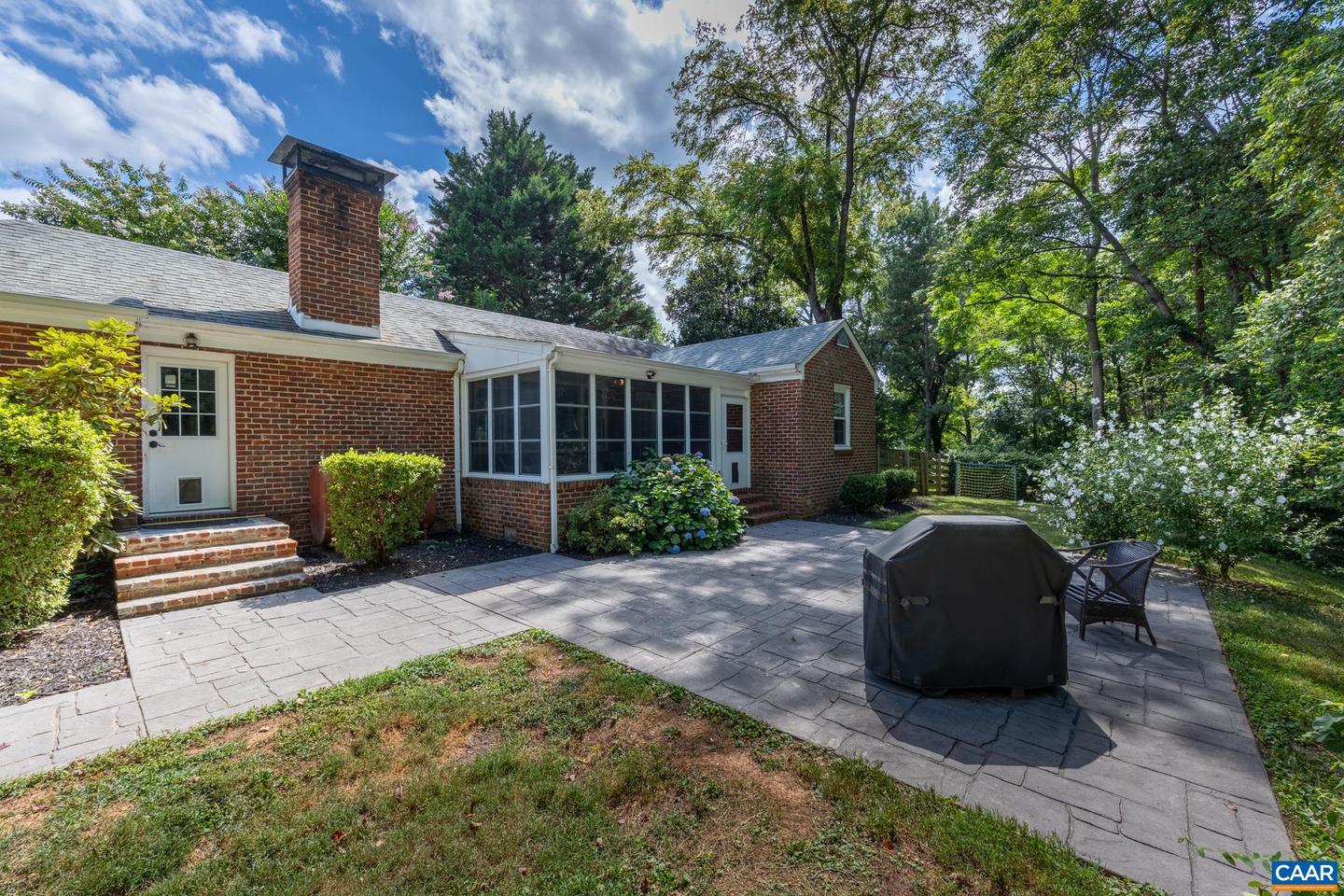3304 KESWICK RD, KESWICK, Virginia 22947, 3 Bedrooms Bedrooms, ,2 BathroomsBathrooms,Residential,For sale,3304 KESWICK RD,668087 MLS # 668087