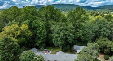 3304 KESWICK RD, KESWICK, Virginia 22947, 3 Bedrooms Bedrooms, ,2 BathroomsBathrooms,Residential,For sale,3304 KESWICK RD,668087 MLS # 668087