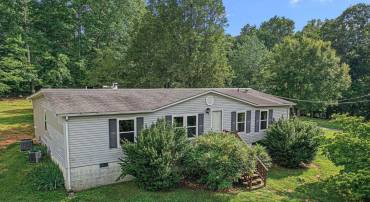 315 RIVER BEND LN, BUCKINGHAM, Virginia 23921, 4 Bedrooms Bedrooms, ,3 BathroomsBathrooms,Residential,For sale,315 RIVER BEND LN,668089 MLS # 668089