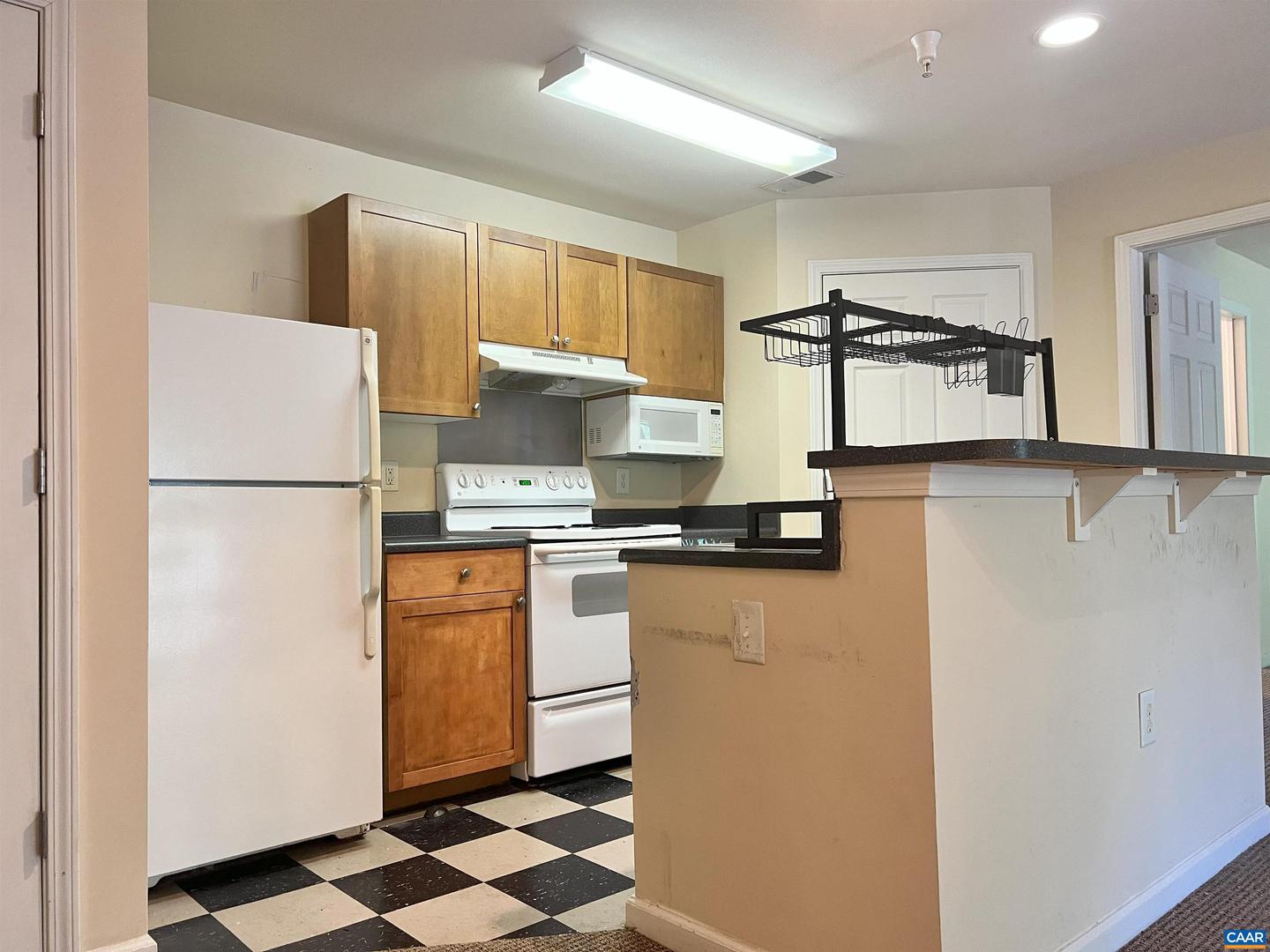 765 DENALI WAY #303, CHARLOTTESVILLE, Virginia 22903, 2 Bedrooms Bedrooms, ,2 BathroomsBathrooms,Residential,For sale,765 DENALI WAY #303,668091 MLS # 668091