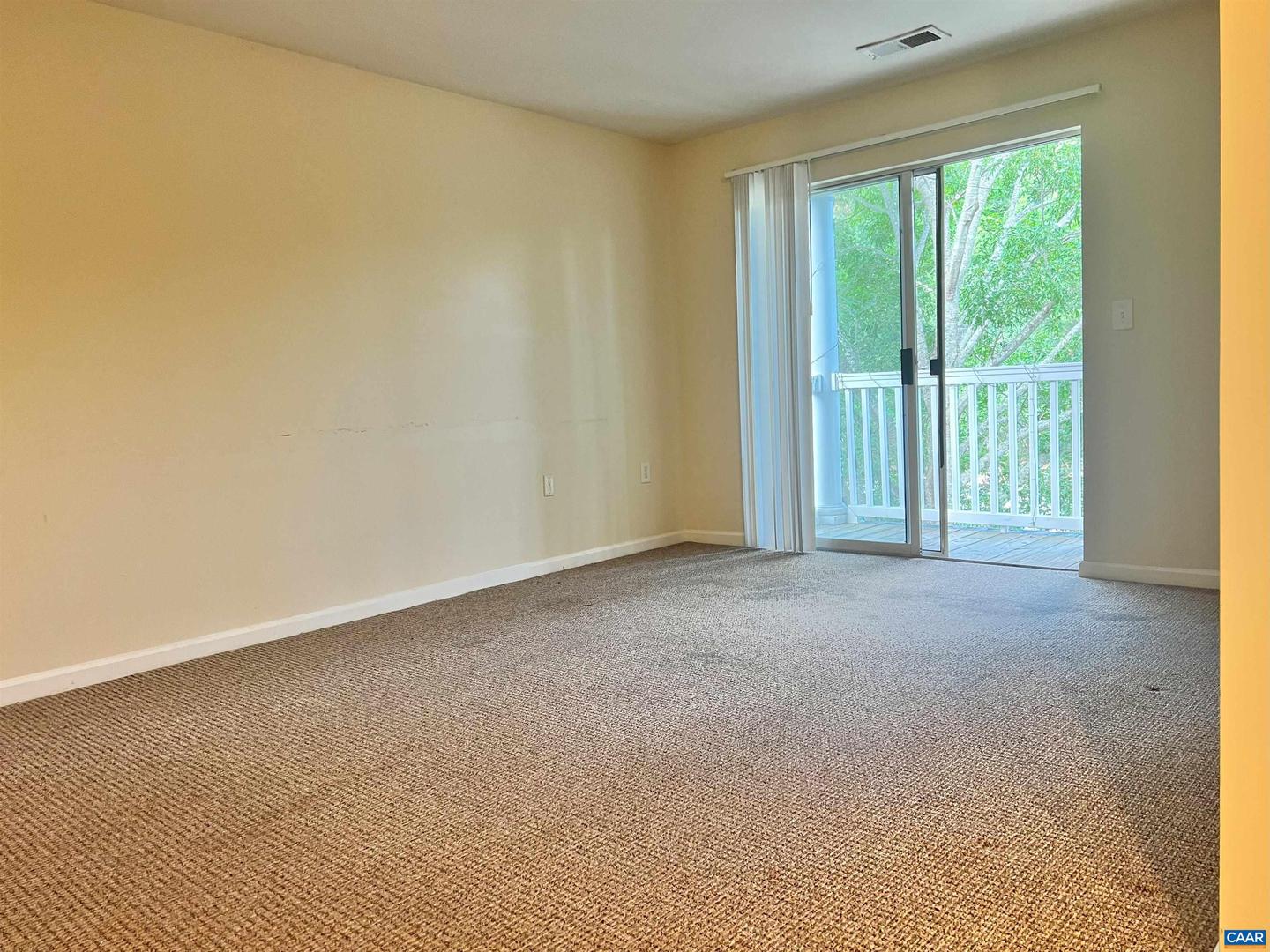 765 DENALI WAY #303, CHARLOTTESVILLE, Virginia 22903, 2 Bedrooms Bedrooms, ,2 BathroomsBathrooms,Residential,For sale,765 DENALI WAY #303,668091 MLS # 668091