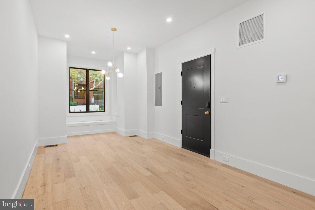 441 Q ST NW #1, WASHINGTON, District Of Columbia 20001, 3 Bedrooms Bedrooms, ,3 BathroomsBathrooms,Residential,For sale,441 Q ST NW #1,DCDC2216226 MLS # DCDC2216226
