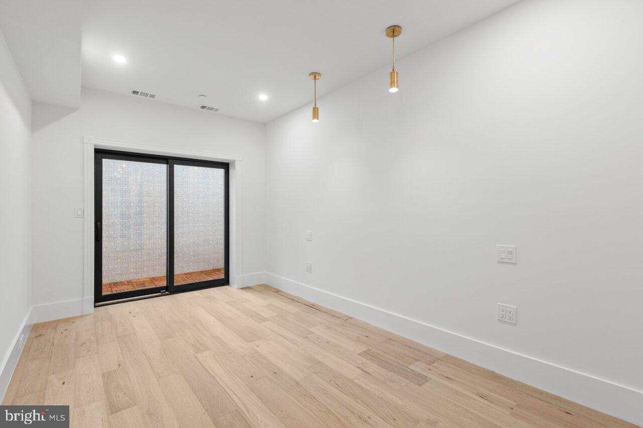 441 Q ST NW #1, WASHINGTON, District Of Columbia 20001, 3 Bedrooms Bedrooms, ,3 BathroomsBathrooms,Residential,For sale,441 Q ST NW #1,DCDC2216226 MLS # DCDC2216226