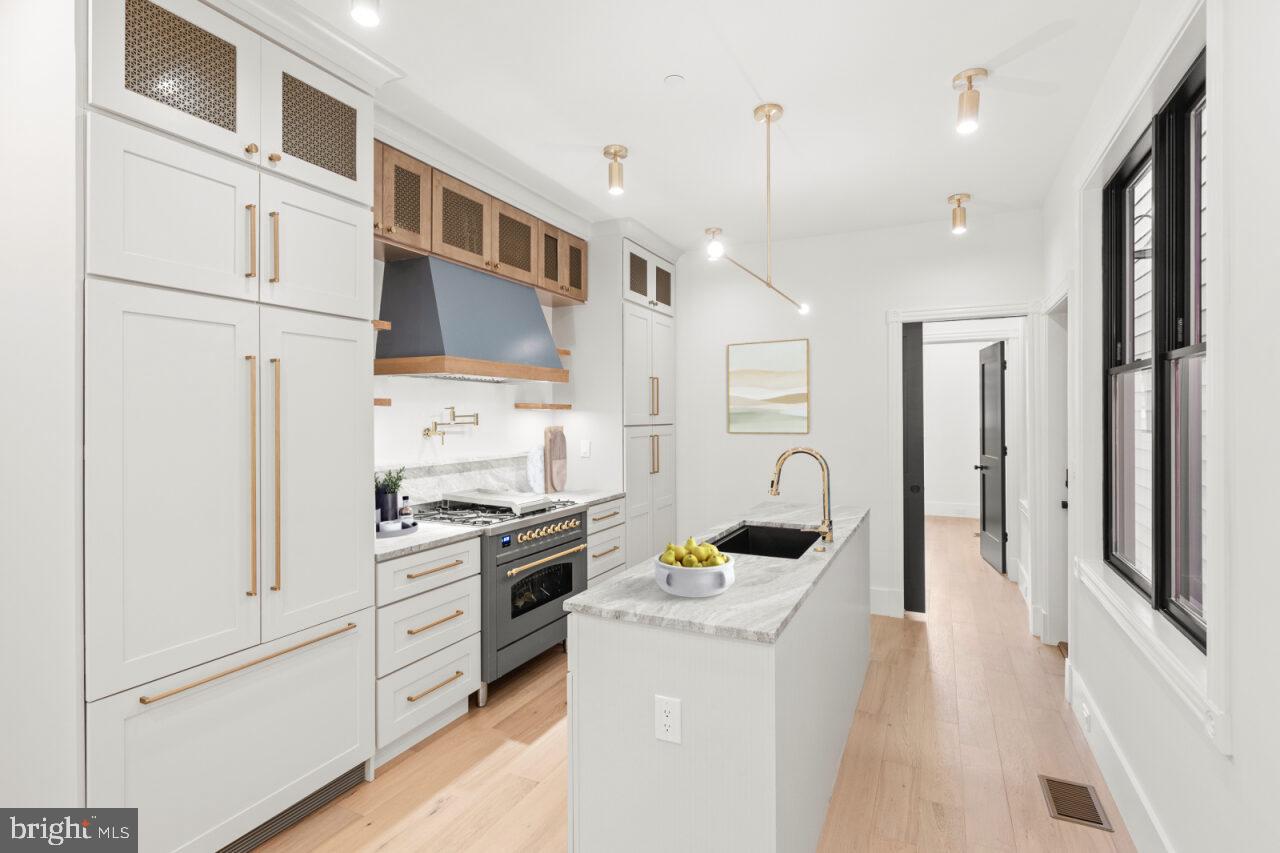 441 Q ST NW #1, WASHINGTON, District Of Columbia 20001, 3 Bedrooms Bedrooms, ,3 BathroomsBathrooms,Residential,For sale,441 Q ST NW #1,DCDC2216226 MLS # DCDC2216226