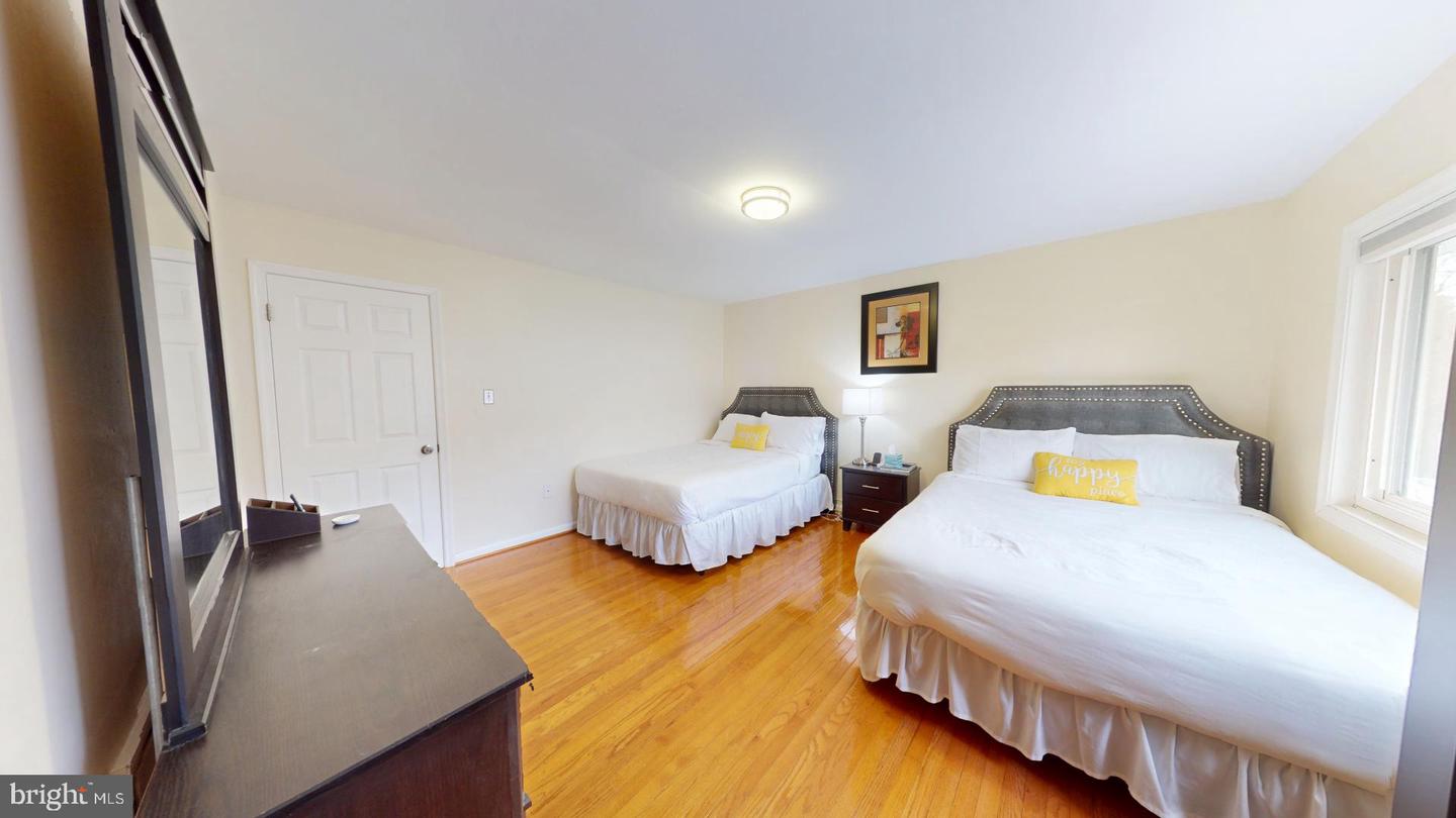2217 SAUNDERS DR, HERNDON, Virginia 20170, 2 Bedrooms Bedrooms, ,2 BathroomsBathrooms,Residential,For sale,2217 SAUNDERS DR,VAFX2262666 MLS # VAFX2262666