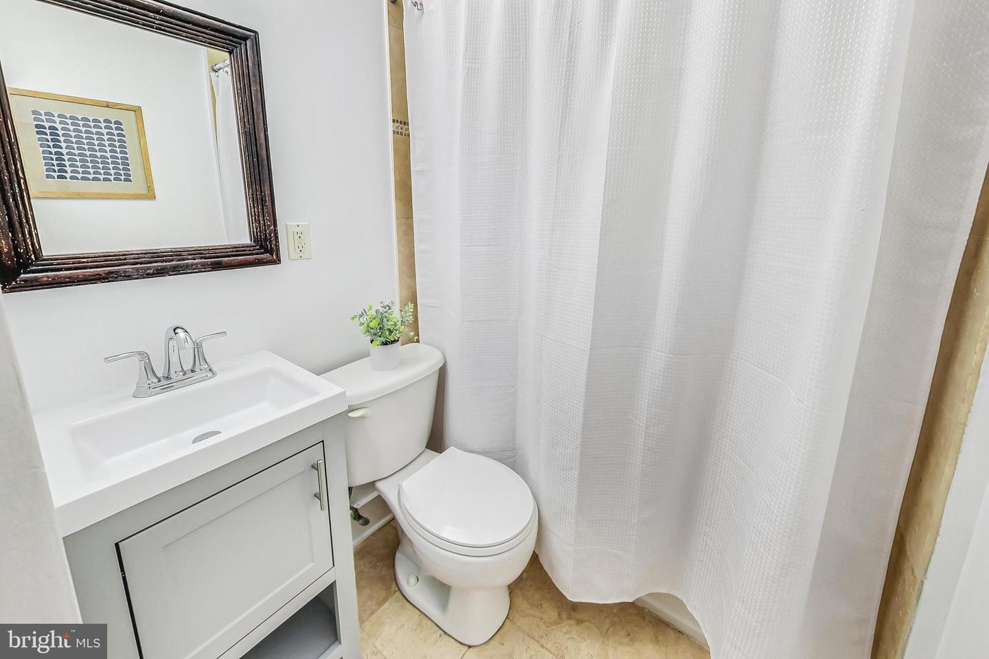 2615 4TH ST NE #B3, WASHINGTON, District Of Columbia 20002, 1 Bedroom Bedrooms, ,1 BathroomBathrooms,Residential,For sale,2615 4TH ST NE #B3,DCDC2216272 MLS # DCDC2216272