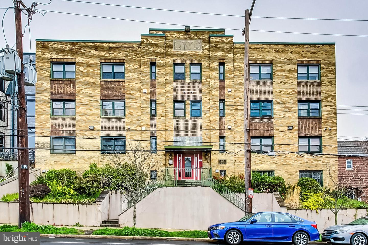 2615 4TH ST NE #B3, WASHINGTON, District Of Columbia 20002, 1 Bedroom Bedrooms, ,1 BathroomBathrooms,Residential,For sale,2615 4TH ST NE #B3,DCDC2216272 MLS # DCDC2216272