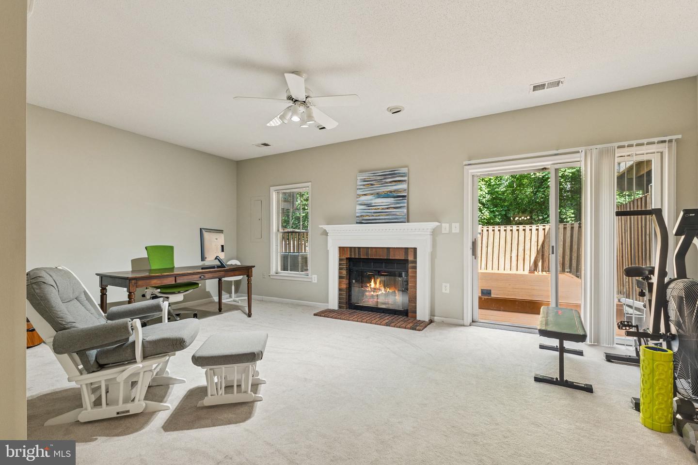 8110 SQUIRREL RUN RD, SPRINGFIELD, Virginia 22152, 3 Bedrooms Bedrooms, ,2 BathroomsBathrooms,Residential,For sale,8110 SQUIRREL RUN RD,VAFX2262722 MLS # VAFX2262722
