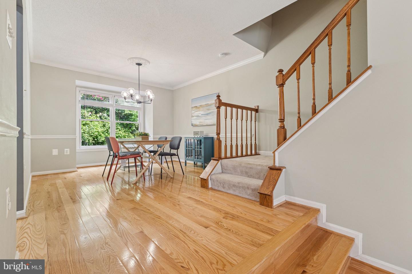 8110 SQUIRREL RUN RD, SPRINGFIELD, Virginia 22152, 3 Bedrooms Bedrooms, ,2 BathroomsBathrooms,Residential,For sale,8110 SQUIRREL RUN RD,VAFX2262722 MLS # VAFX2262722