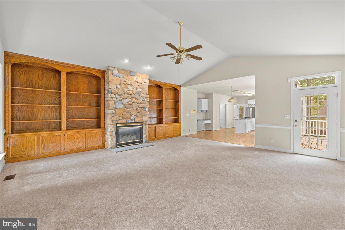 3 BRIDGECREEK CT, STAFFORD, Virginia 22554, 5 Bedrooms Bedrooms, ,3 BathroomsBathrooms,Residential,For sale,3 BRIDGECREEK CT,VAST2037368 MLS # VAST2037368