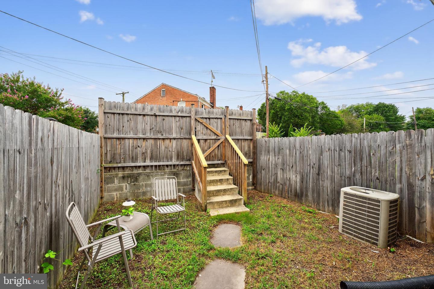 6010 EASTERN AVE NE, WASHINGTON, District Of Columbia 20011, 3 Bedrooms Bedrooms, ,2 BathroomsBathrooms,Residential,For sale,6010 EASTERN AVE NE,DCDC2199580 MLS # DCDC2199580