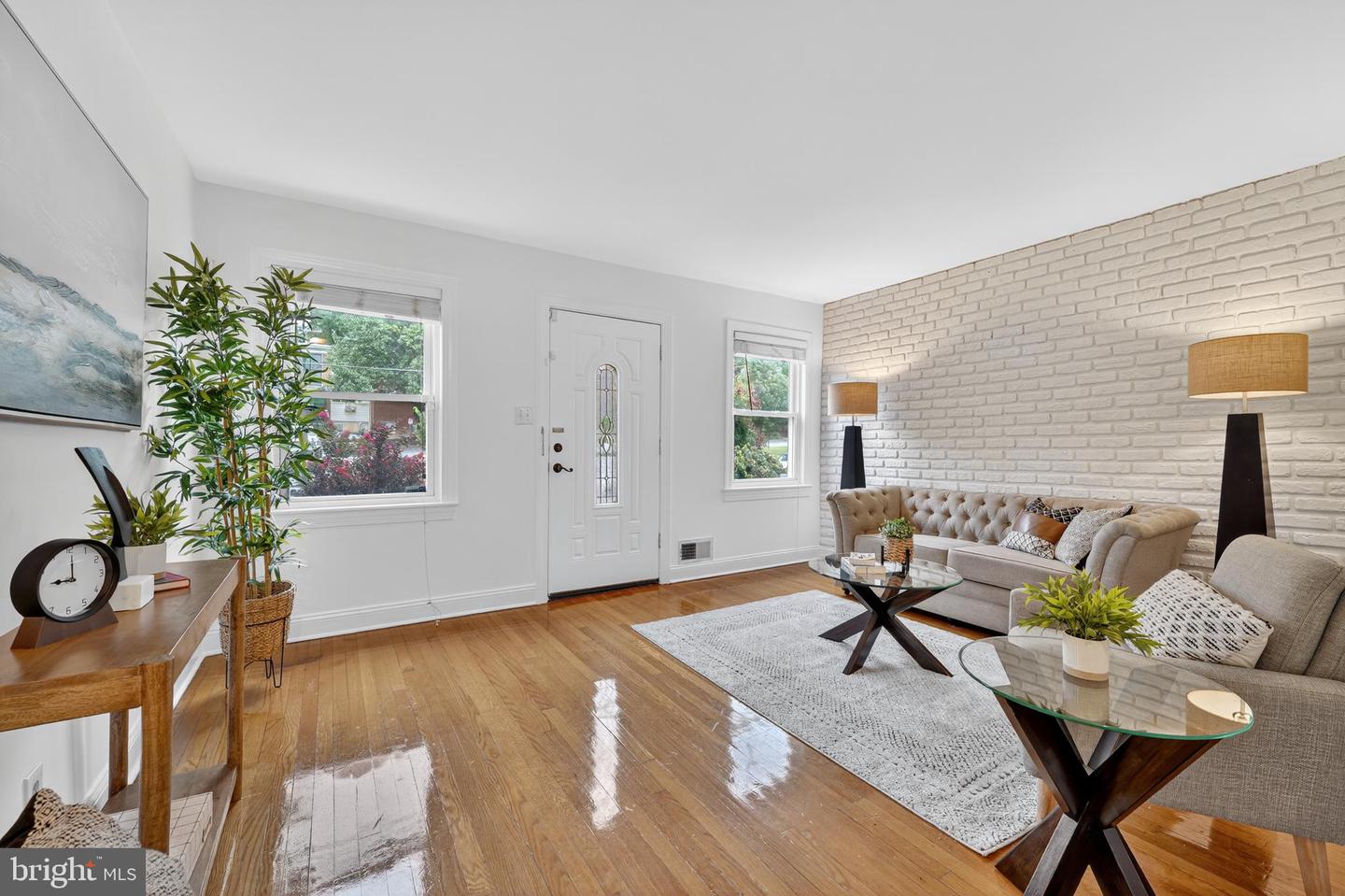 6010 EASTERN AVE NE, WASHINGTON, District Of Columbia 20011, 3 Bedrooms Bedrooms, ,2 BathroomsBathrooms,Residential,For sale,6010 EASTERN AVE NE,DCDC2199580 MLS # DCDC2199580