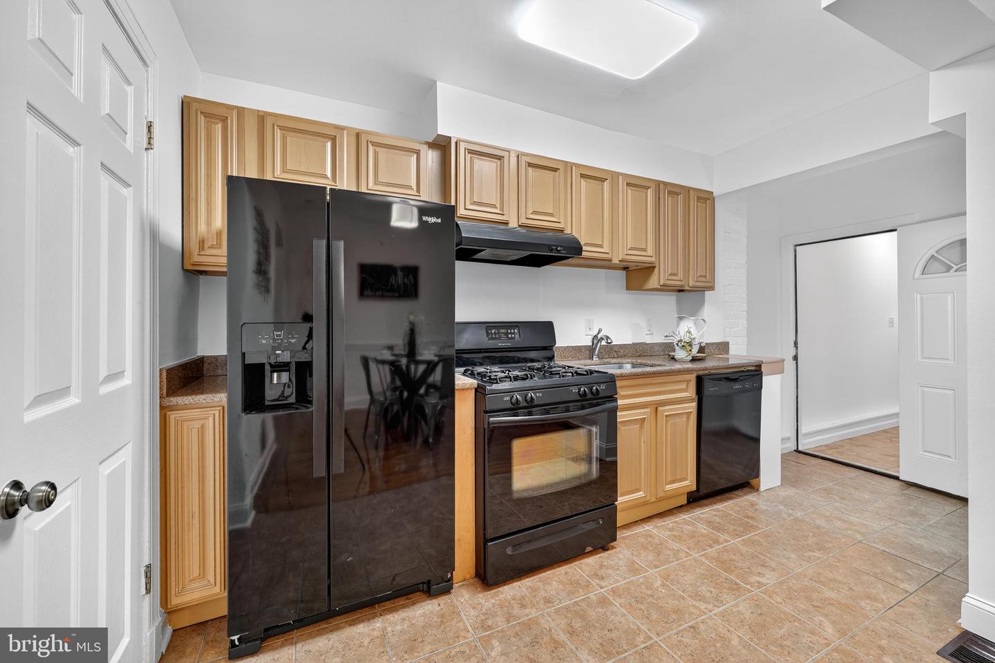 6010 EASTERN AVE NE, WASHINGTON, District Of Columbia 20011, 3 Bedrooms Bedrooms, ,2 BathroomsBathrooms,Residential,For sale,6010 EASTERN AVE NE,DCDC2199580 MLS # DCDC2199580